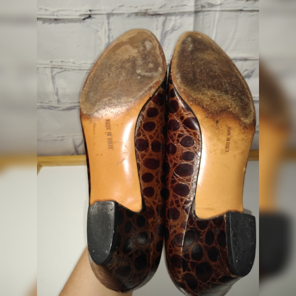 Salvatore Ferragamo cocodrile print pumps sz 8.5 - Picture 7 of 8